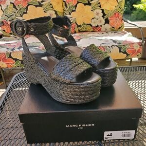 Marc Fisher Marcell Espadrille Platform Sandal size 9